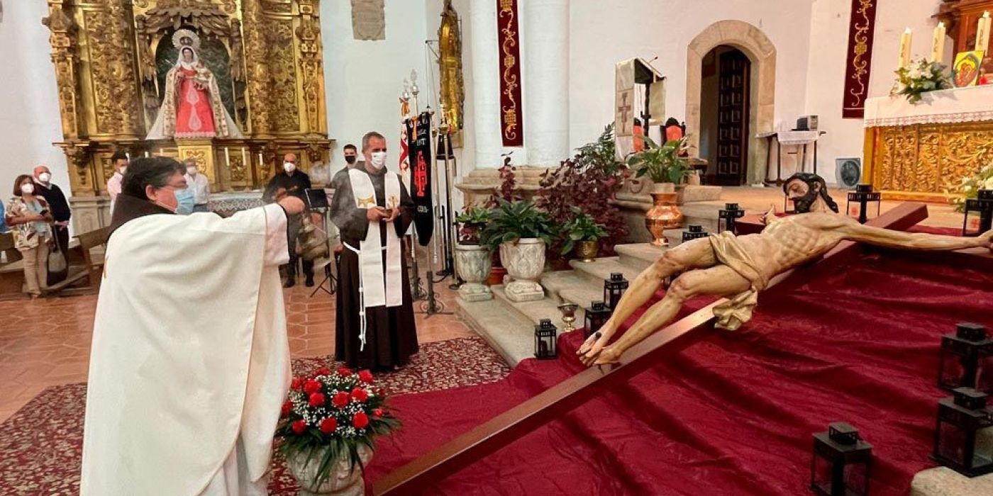 Restauración del Cristo del Calvario (Cáceres)