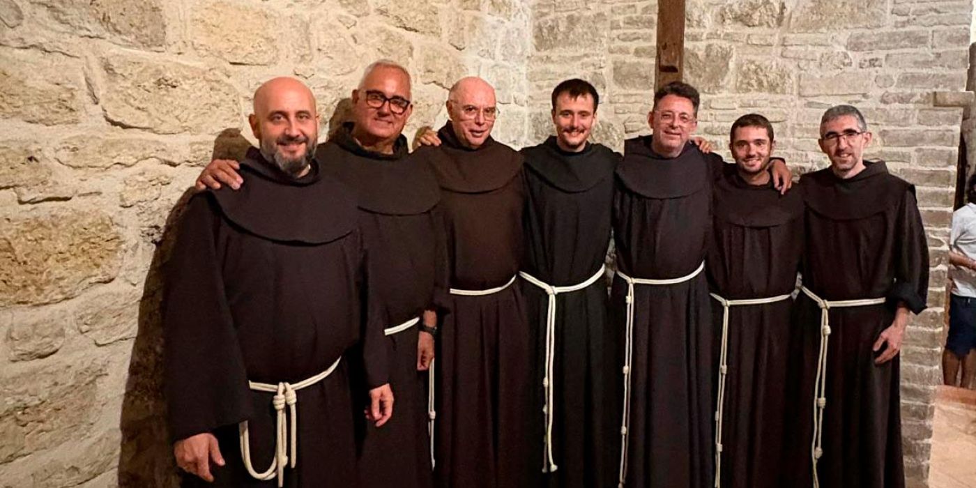 Fray Alberto emite su profesión temporal en San Damián, junto a otros tres hermanos novicios