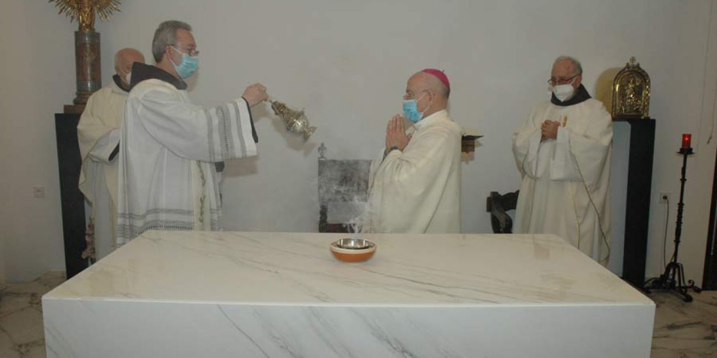 Consagración de Altar en Zaragoza