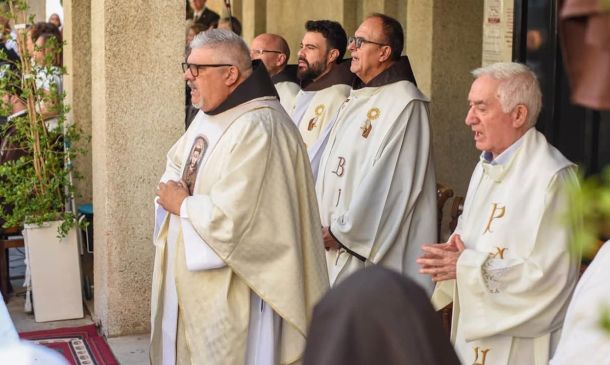 Vélez-Málaga se echó a la calle. Procesión de san Francisco