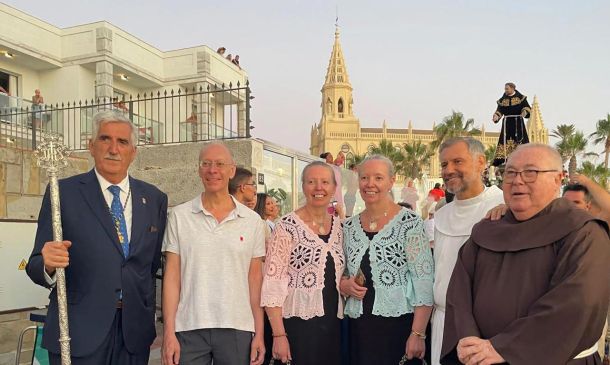 San Francisco recorre las calles de Chipiona en el VIII Centenario de su Tránsito